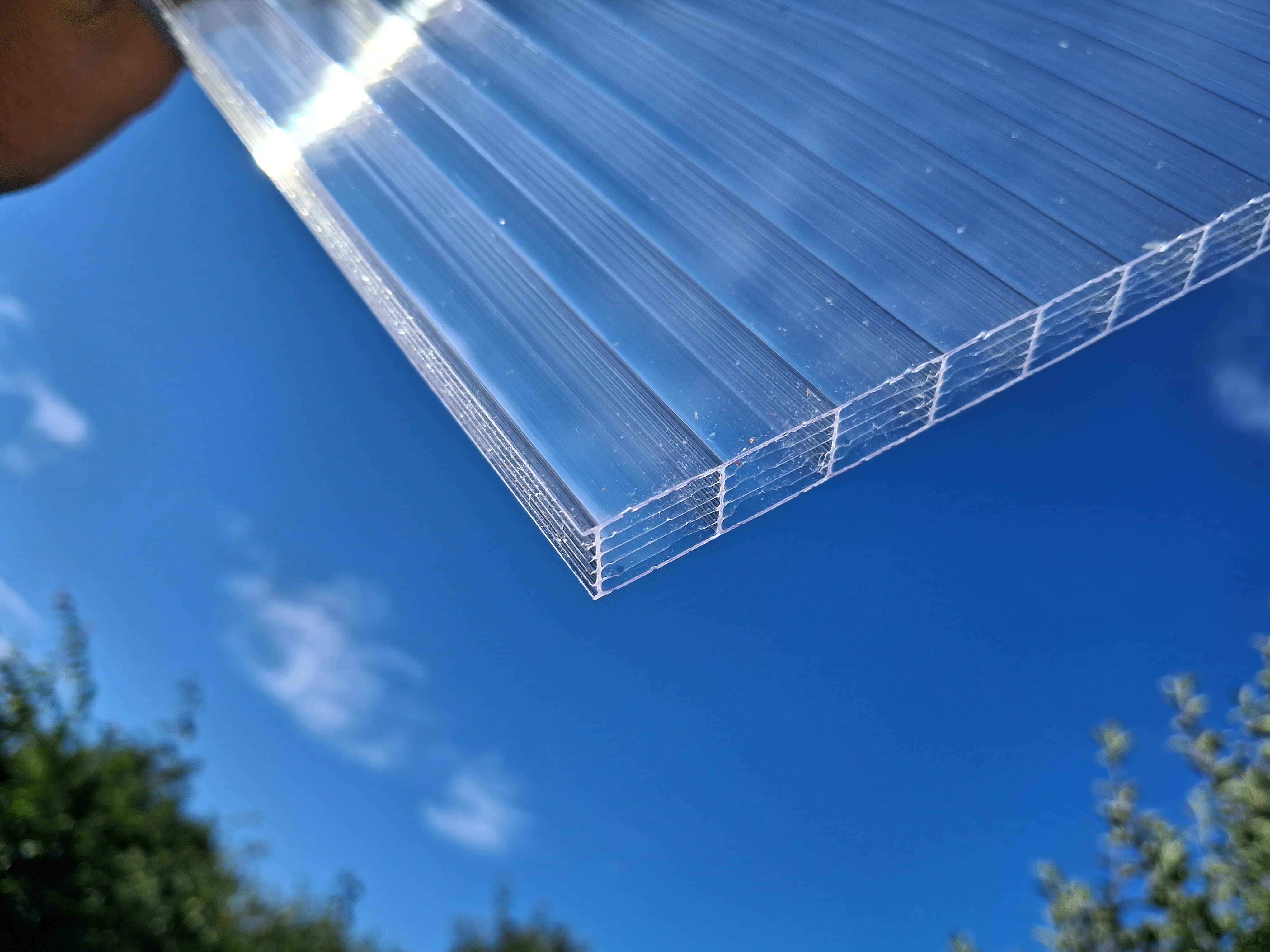 Сотовий полікарбонат BAUGLAS ST LONGLIFE — 6 стінок